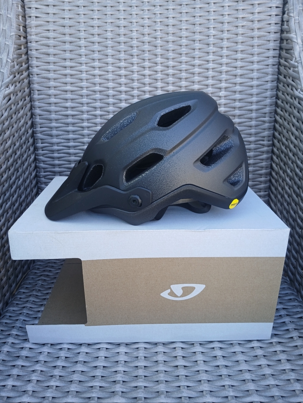 Giro Black Cycling Helmet Adults Size Small